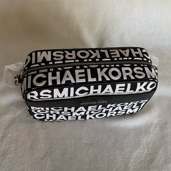 SOLD! NWT Michael Kors Kenly Pocket Crossbody - Picture 6 of 16